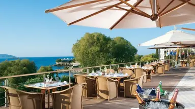 Grand Resort Lagonissi