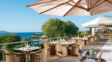 Grand Resort Lagonissi
