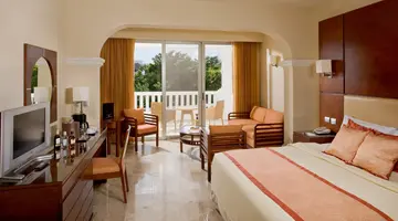 Grand Riviera Princess