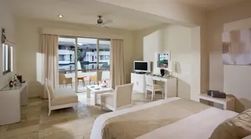 Grand Riviera Princess