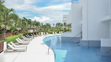 Grand Riviera Princess