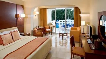 Grand Riviera Princess