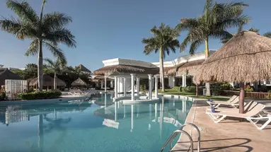 Grand Riviera Princess