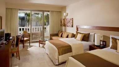 Grand Riviera Princess