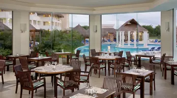 Grand Riviera Princess