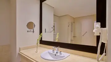 GRAND ROTANA RESORT & SPA