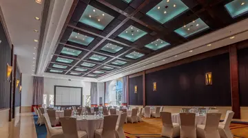 GRAND ROTANA RESORT & SPA