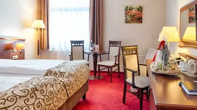 Grand Royal Hotel