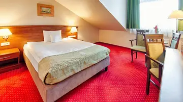 Grand Royal Hotel