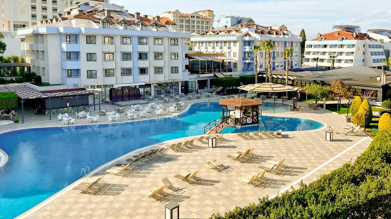 Grand Seker Hotel