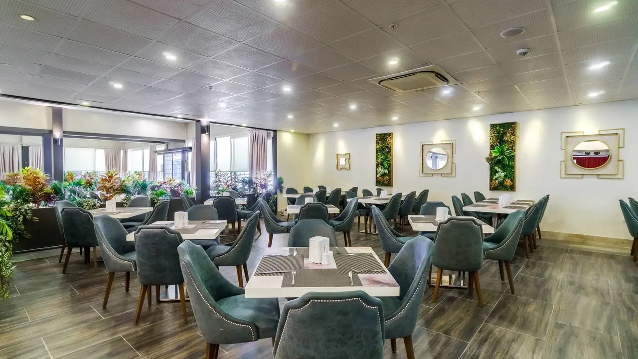 Grand Seker Hotel