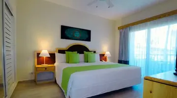 GRAND SIRENIS PUNTA CANA RESORT & AQUAGAMES