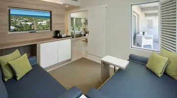 GRAND SIRENIS PUNTA CANA RESORT & AQUAGAMES
