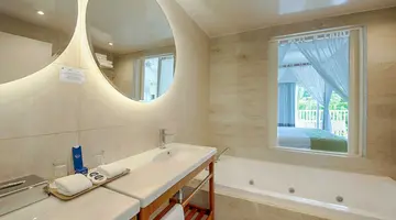 GRAND SIRENIS PUNTA CANA RESORT & AQUAGAMES
