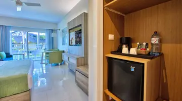 GRAND SIRENIS PUNTA CANA RESORT & AQUAGAMES
