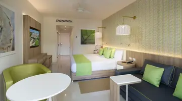 GRAND SIRENIS PUNTA CANA RESORT & AQUAGAMES