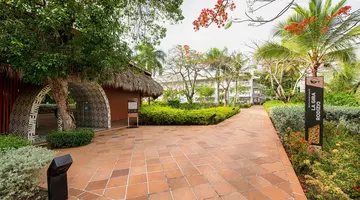 GRAND SIRENIS PUNTA CANA RESORT & AQUAGAMES