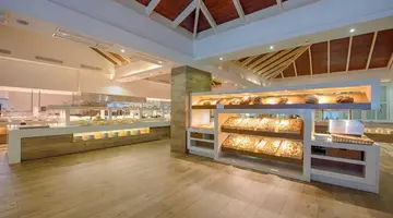 GRAND SIRENIS PUNTA CANA RESORT
