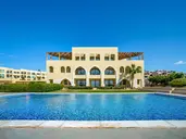 Grand Tala Bay Resort