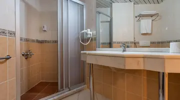 Grand Viking Hotel