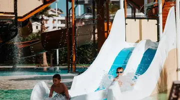 Grand VM Conference & SPA