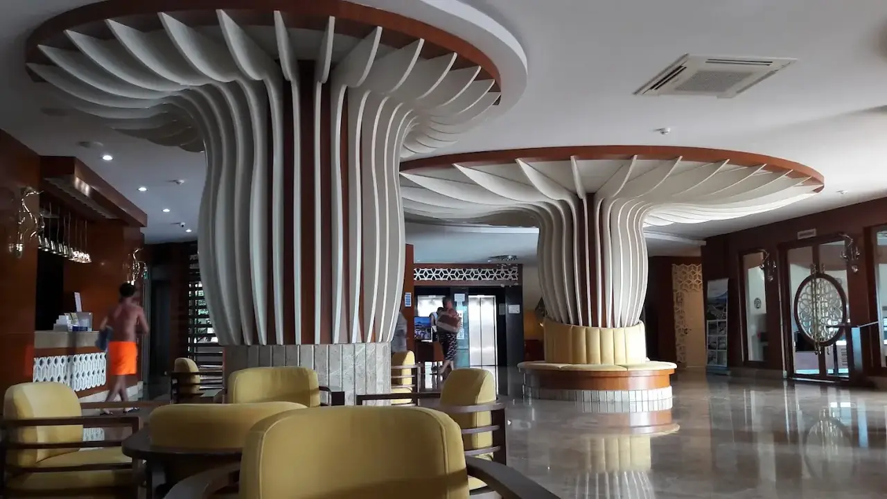 GRAND ZAMAN GARDEN & ANEX HOTEL
