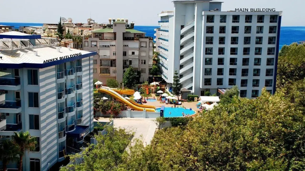Grand Zaman Garden Hotel