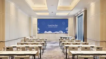 GRANDE CENTRE POINT SURAWONG