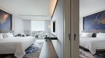 GRANDE CENTRE POINT SURAWONG
