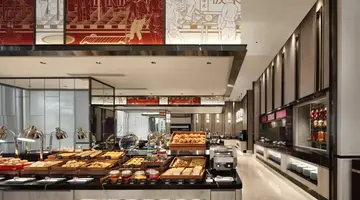 GRANDE CENTRE POINT SURAWONG