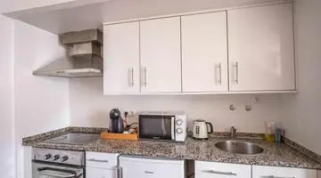 Grande Pensao Residencial Alcobia