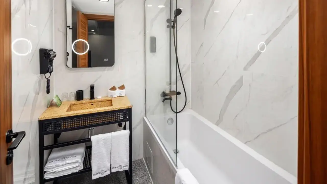 GRANDS SUITES HOTEL RESIDENCES & SPA