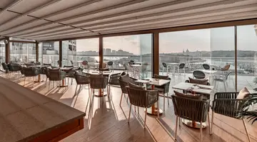 Grands Suites Hotel Residences & Spa