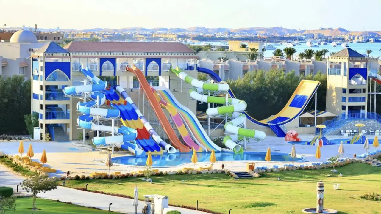 Gravity Hotel and Aqua Park (ex. Samra B
