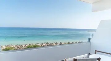 Grecian Bay