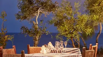 Grecian Bay