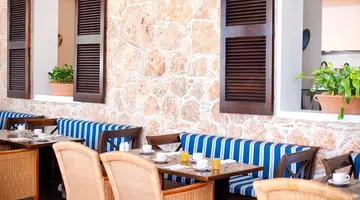 Grecian Bay