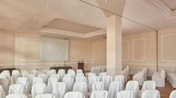 Grecian Park Hotel