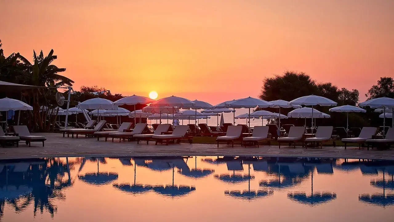 Grecian Park Hotel