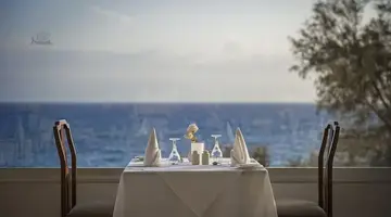 Grecian Sands Hotel