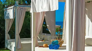 Grecian Sands Hotel