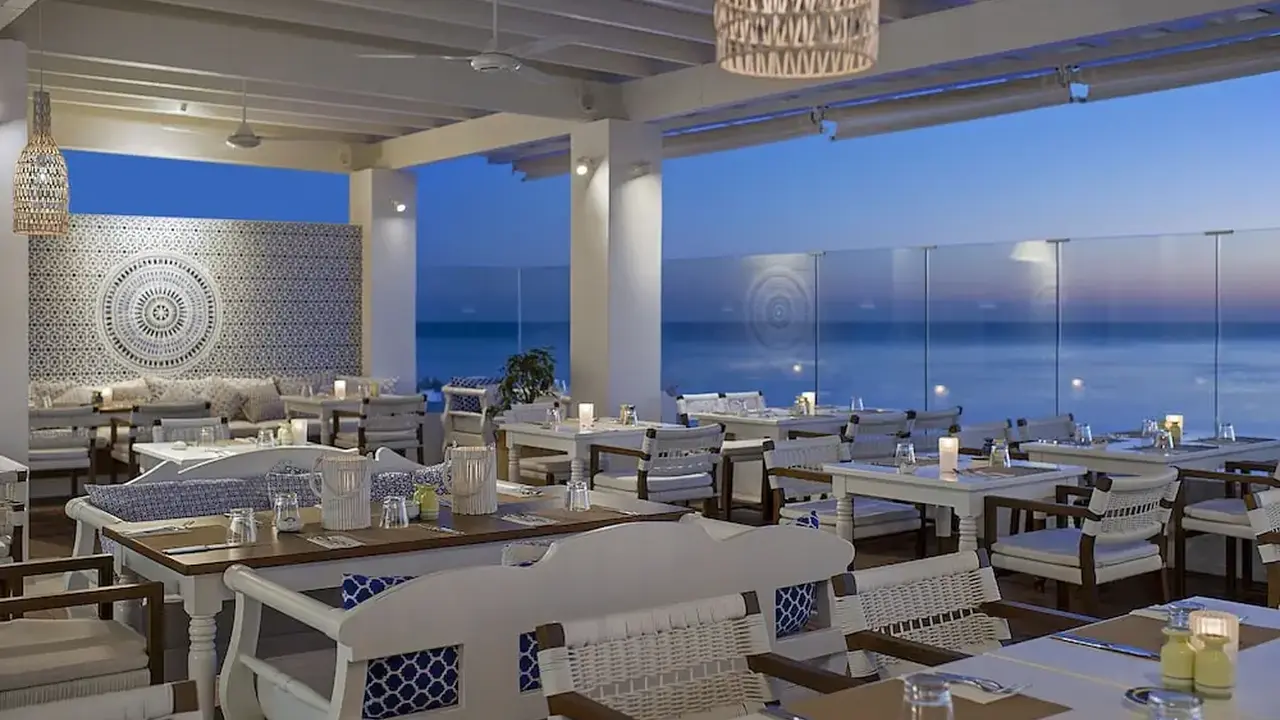 Grecian Sands Hotel