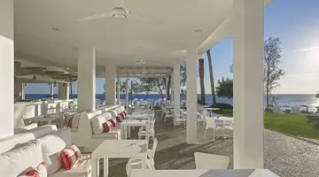 Grecian Sands Hotel