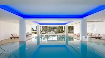 Grecian Sands Hotel