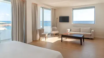 Grecian Sands Hotel