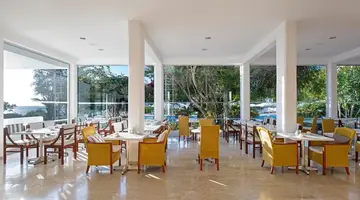 Grecian Sands Hotel