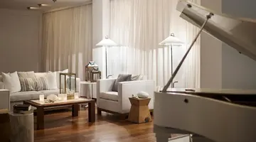 Grecian Sands Hotel
