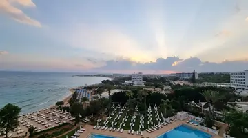 Grecian Sands Hotel
