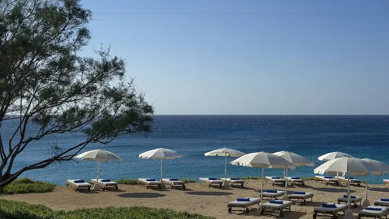 Grecian Sands Hotel