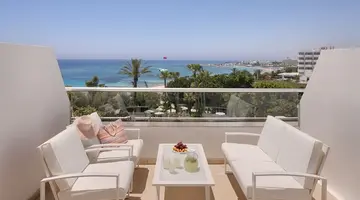 Grecian Sands Hotel